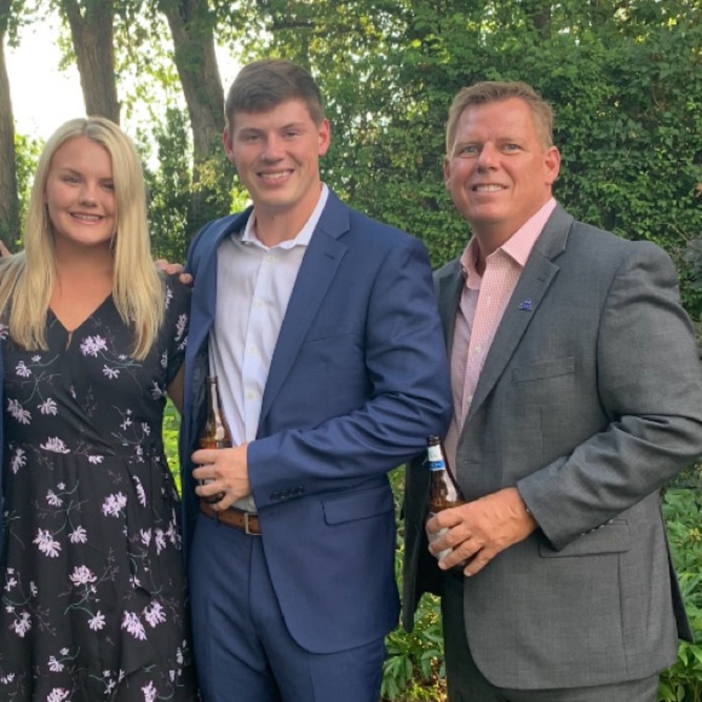 Meet your Posher, Bradley